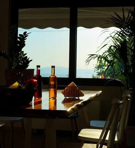 Iliovasilema Ferienhaus Mikrá Mandínia